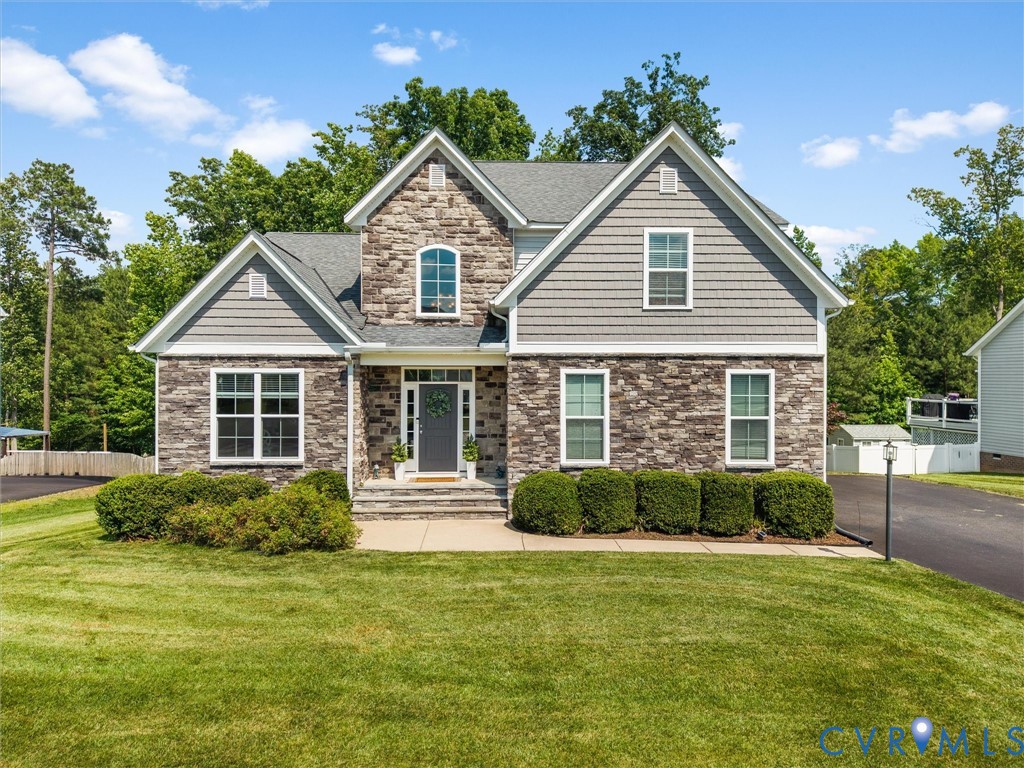 14800 Lavenham Ln