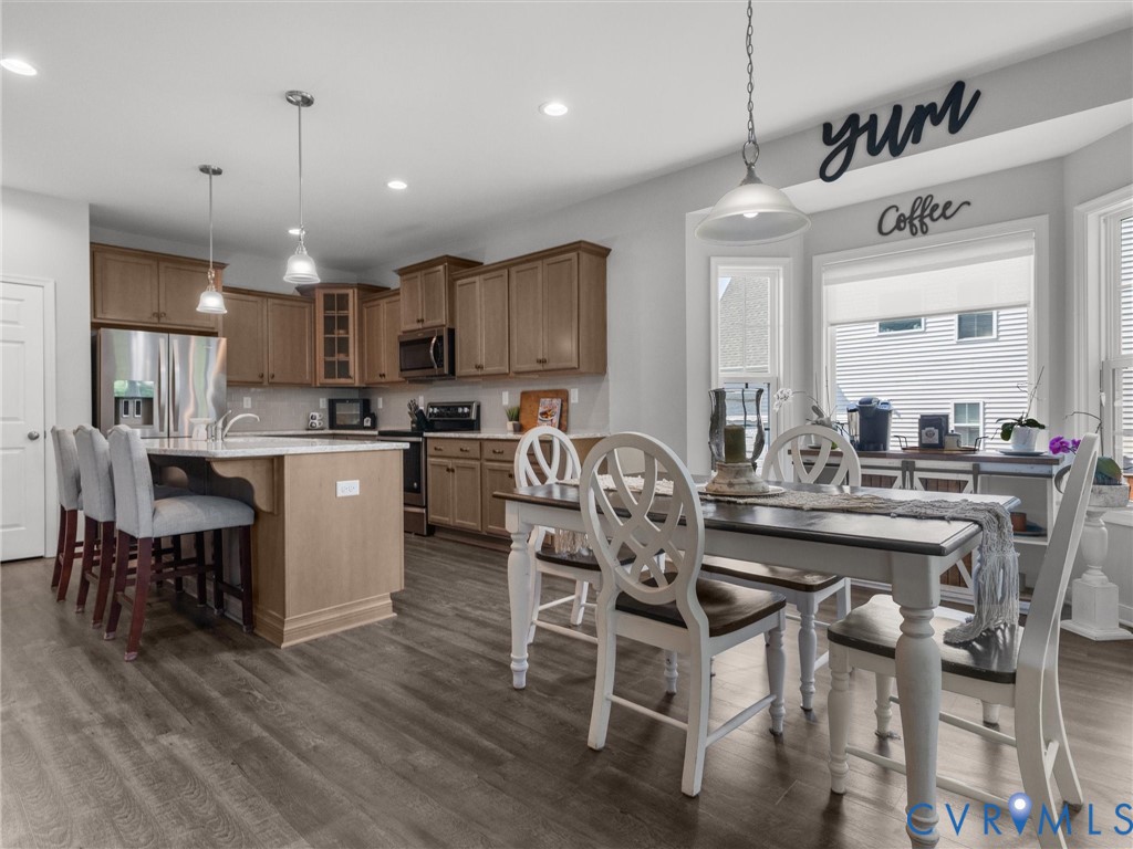 14800 Lavenham Ln