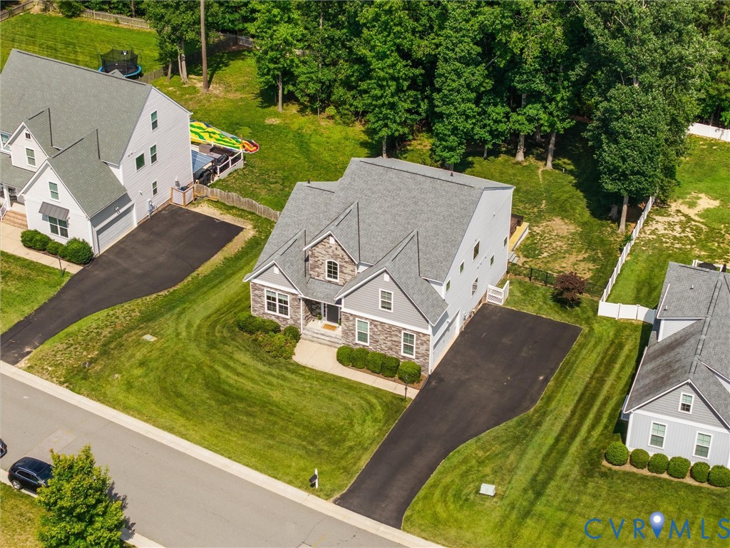 14800 Lavenham Ln
