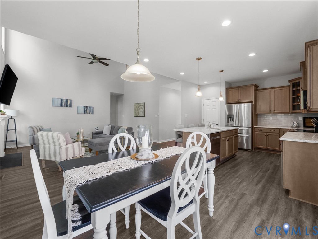 14800 Lavenham Ln