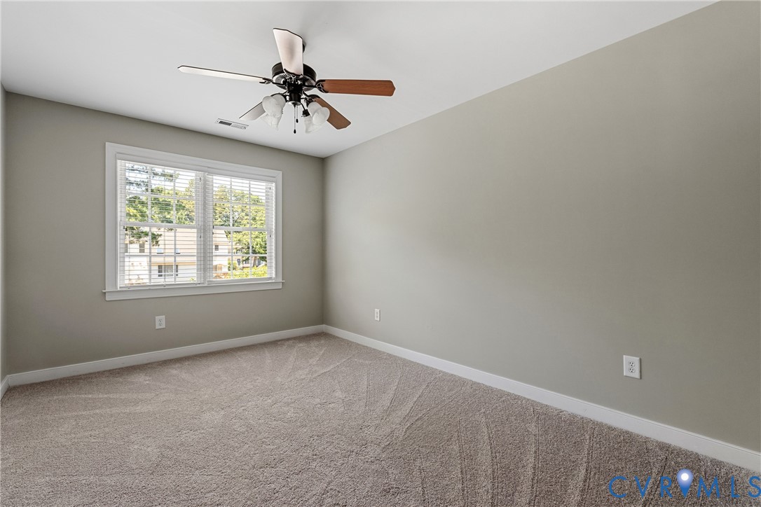 11904 Sunrise Rd