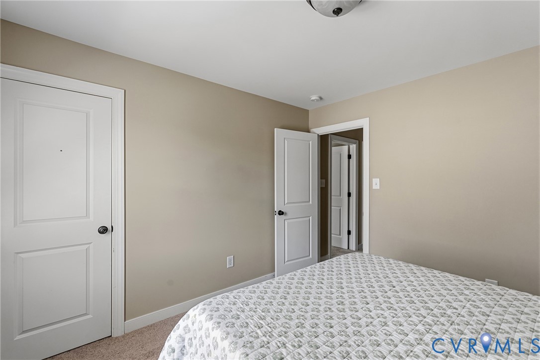 11904 Sunrise Rd
