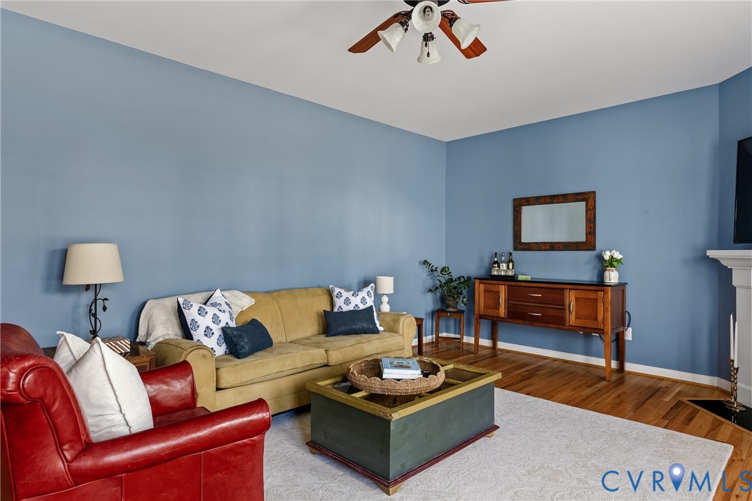 11904 Sunrise Rd