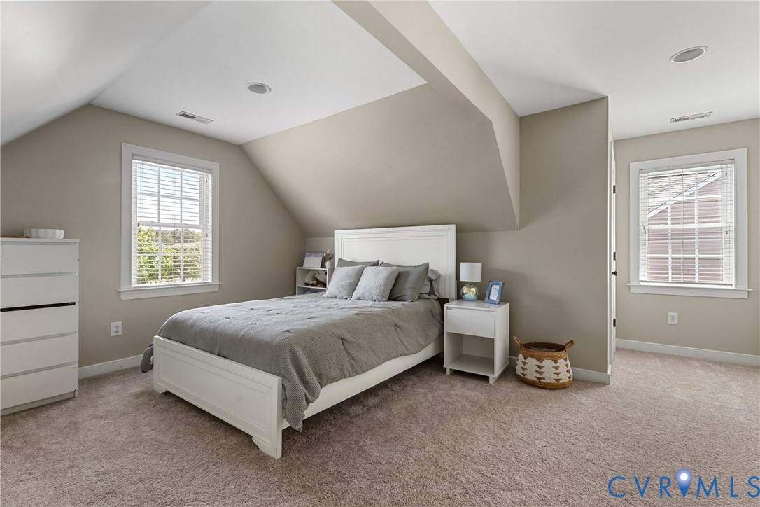 11904 Sunrise Rd