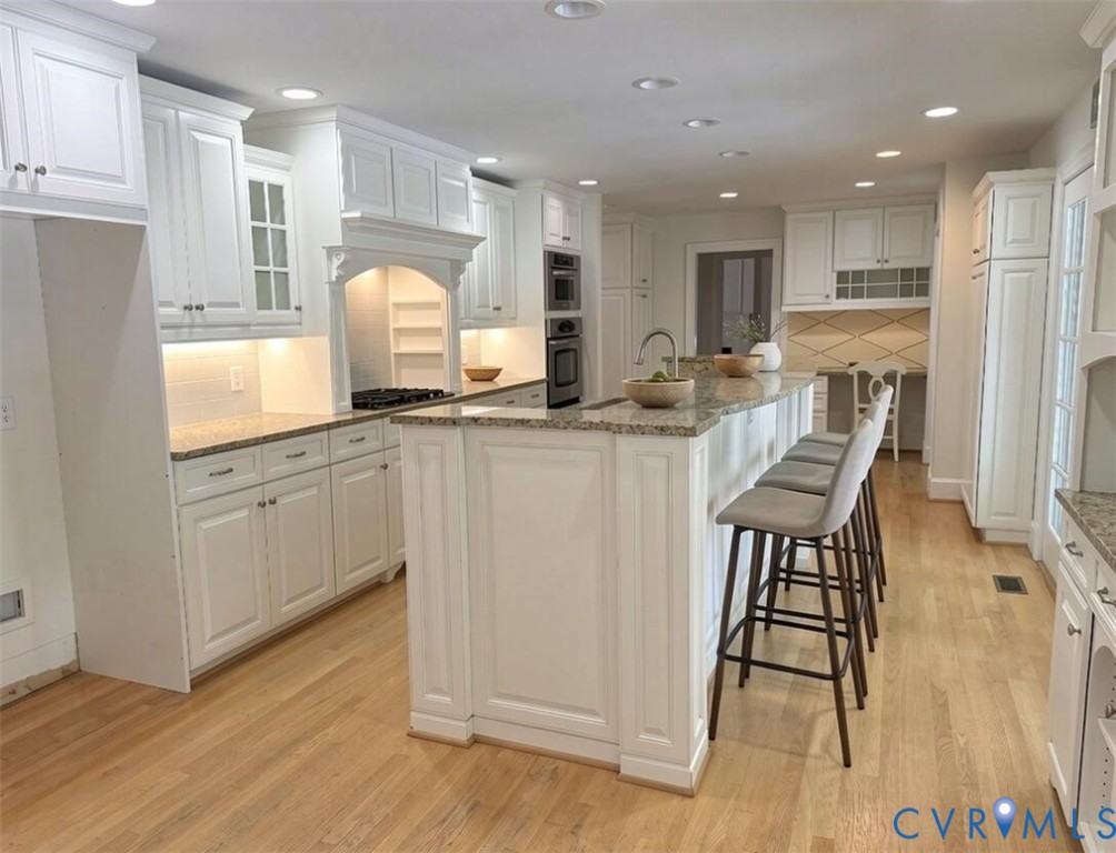 17 Charnwood Rd