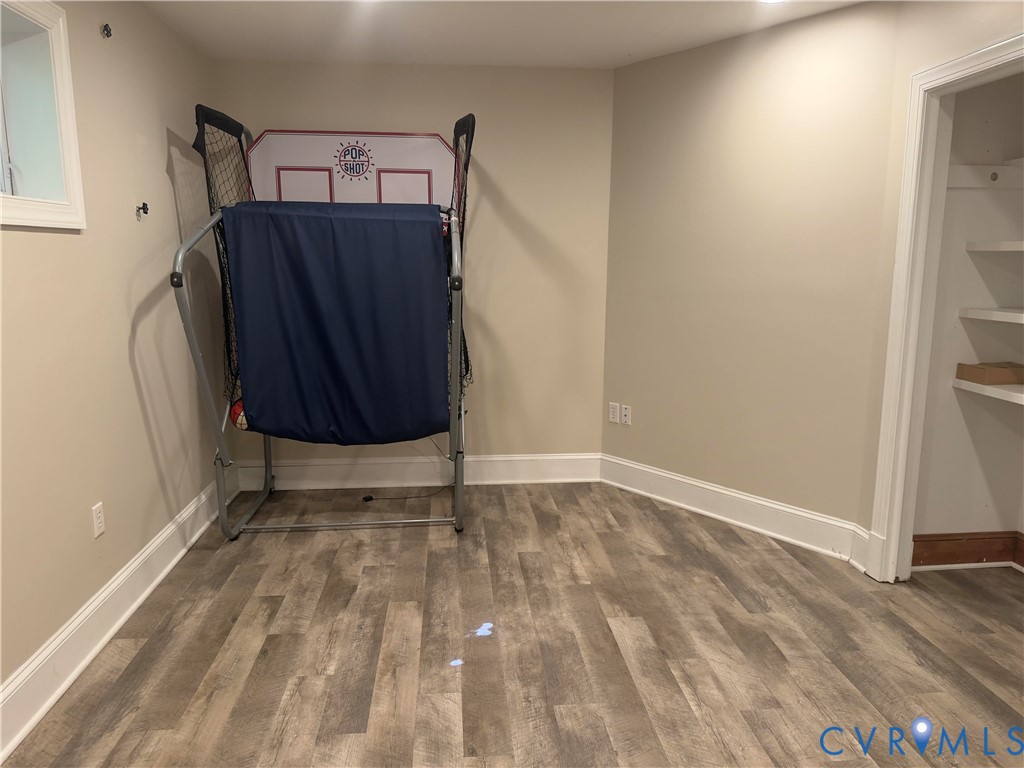 17 Charnwood Rd