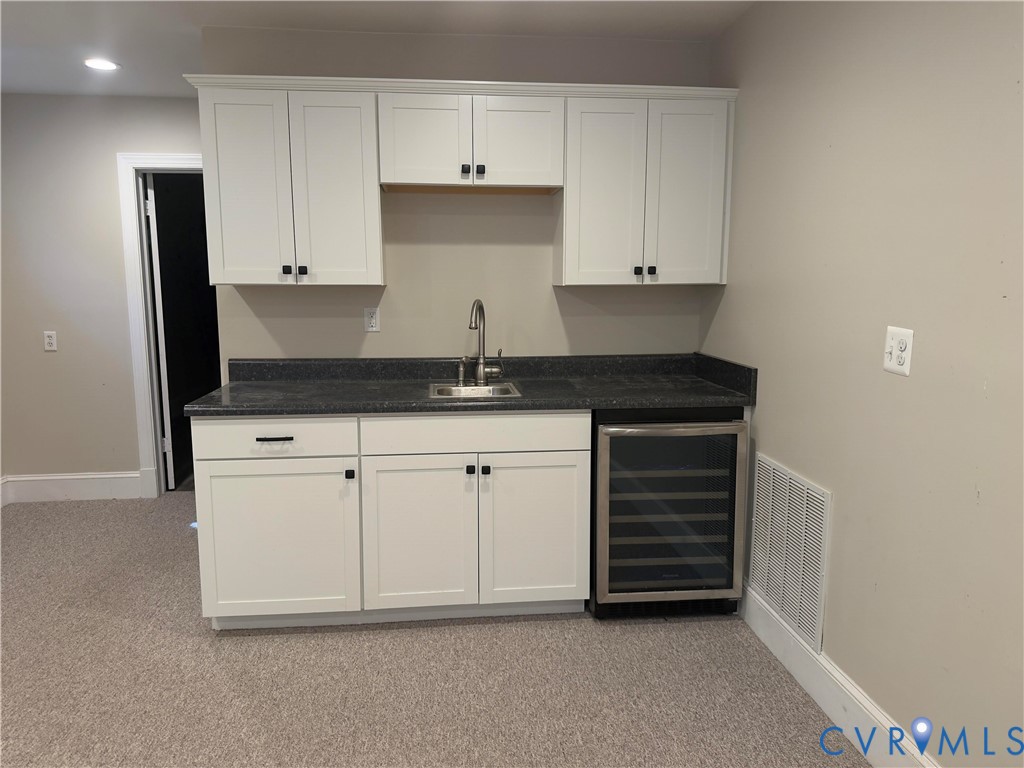 17 Charnwood Rd