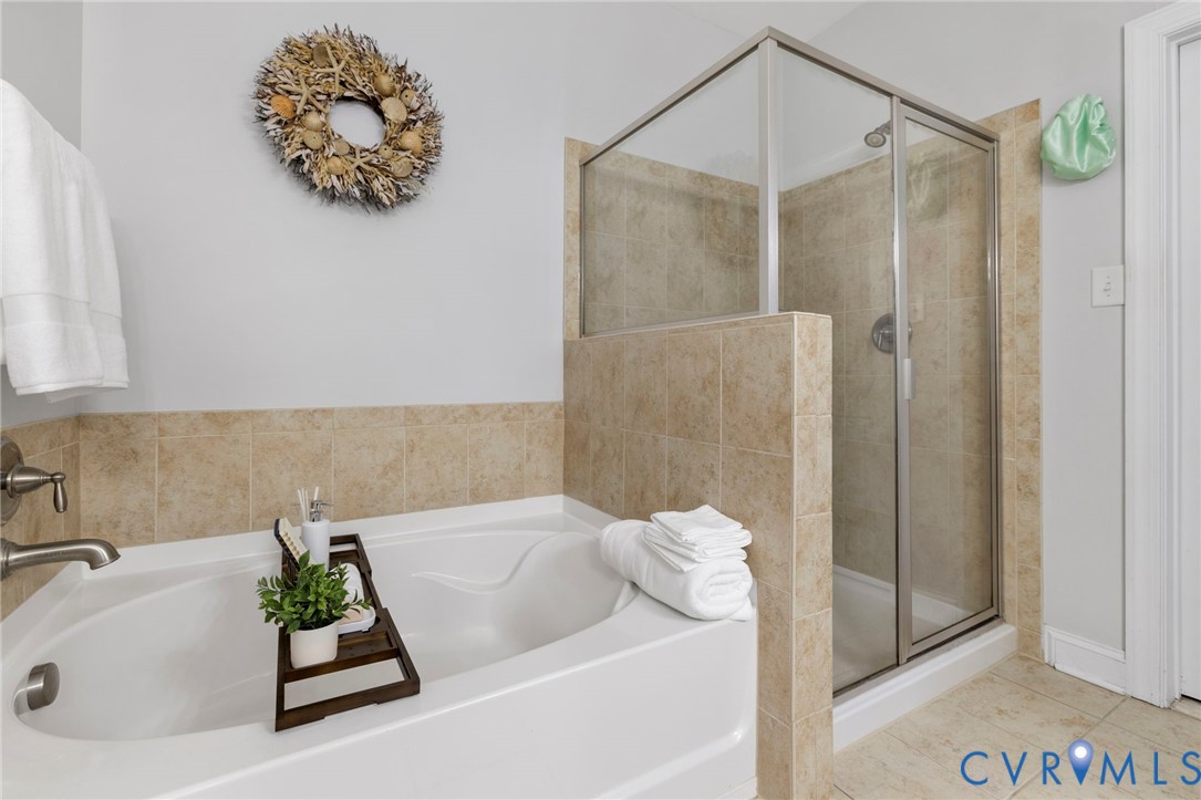 16707 White Daisy Loop