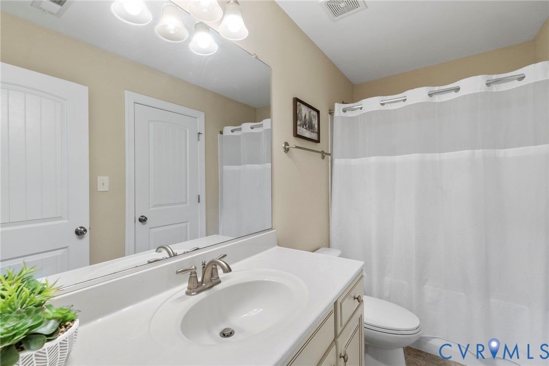 16707 White Daisy Loop