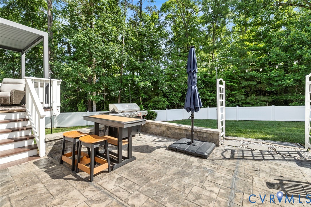 16707 White Daisy Loop