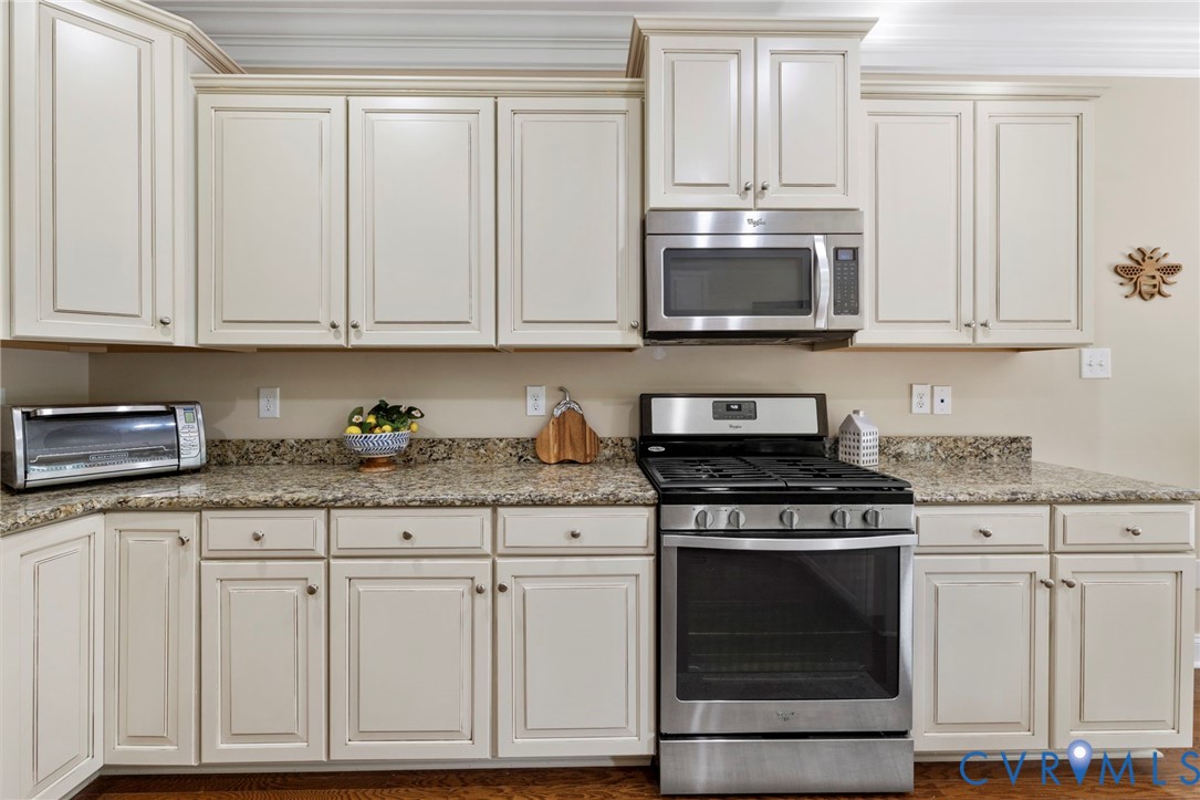 16707 White Daisy Loop