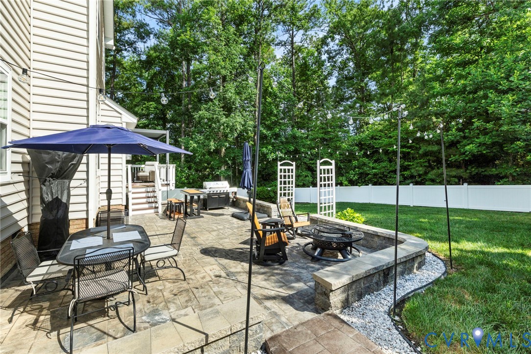 16707 White Daisy Loop