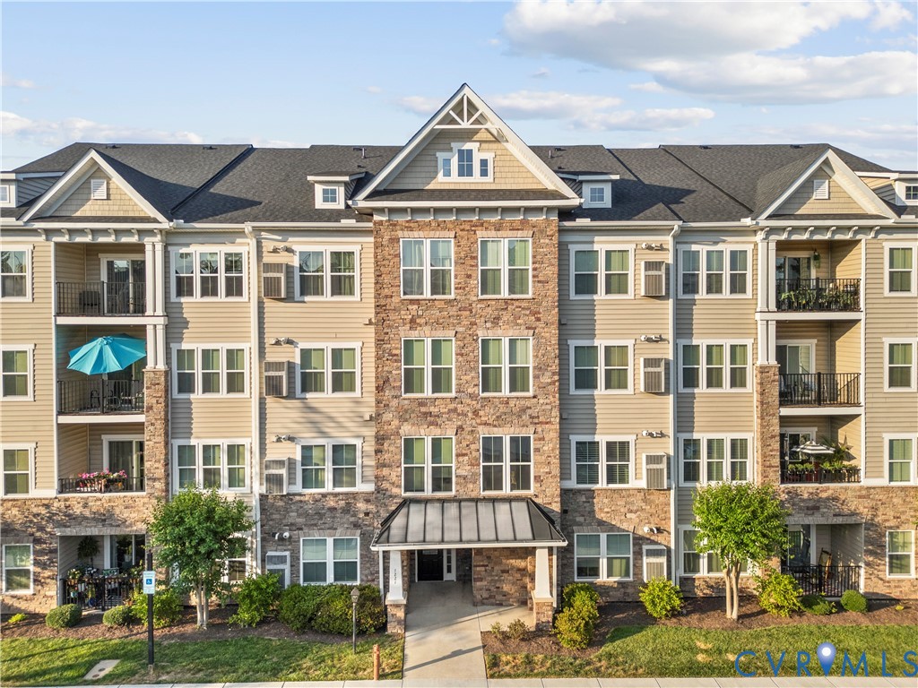 1221 Westwood Village Ln Unit#402
