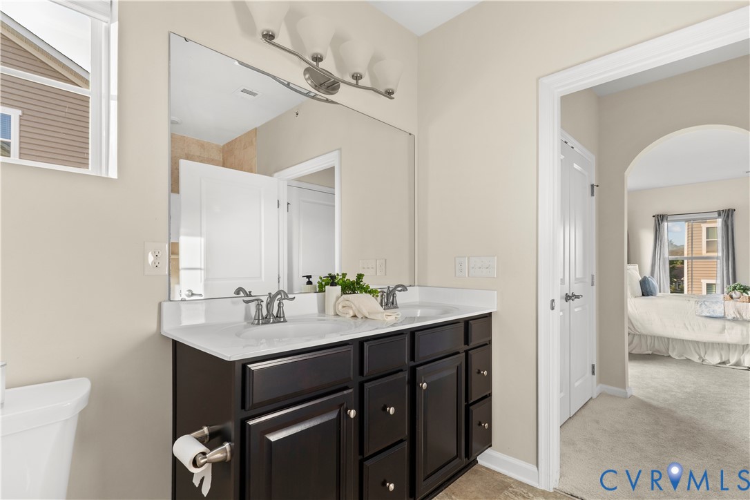 1221 Westwood Village Ln Unit#402