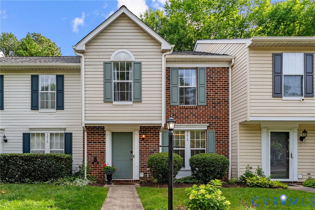 3013 Montfort Loop
