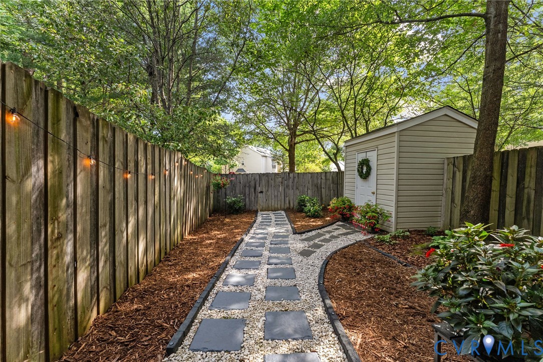 3013 Montfort Loop