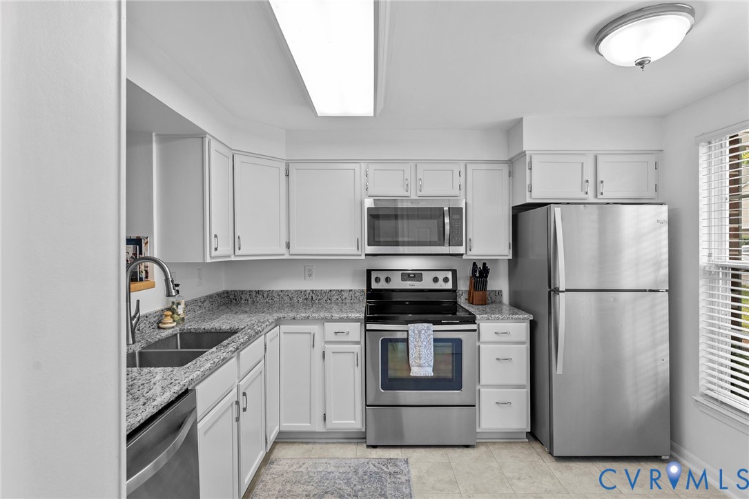 3013 Montfort Loop