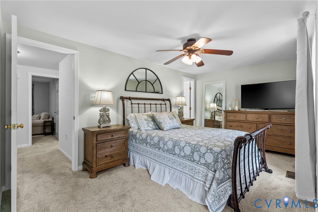3013 Montfort Loop