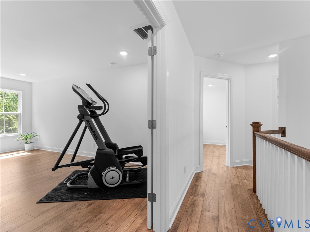 5406 Swift Fox Place