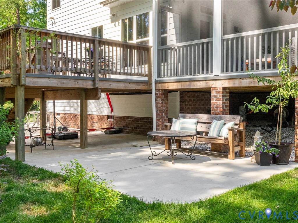 5406 Swift Fox Place