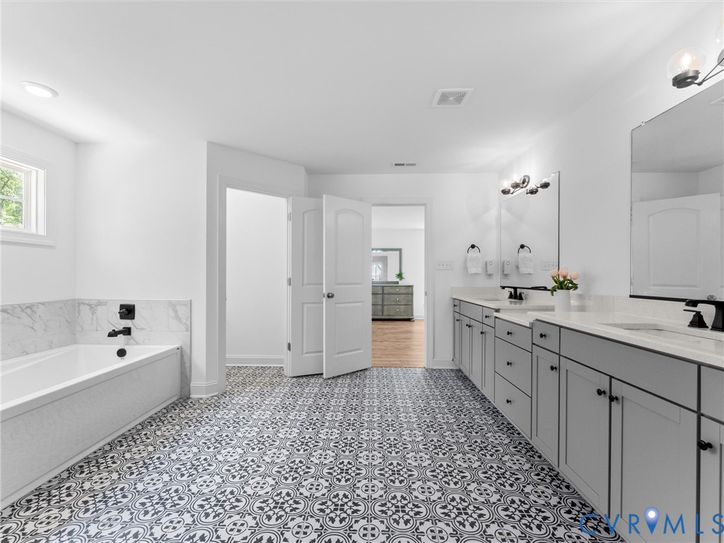 5406 Swift Fox Place