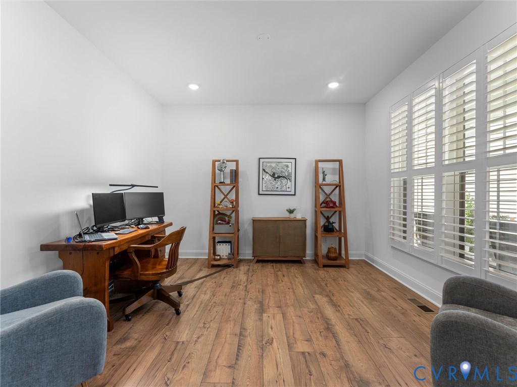 5406 Swift Fox Place