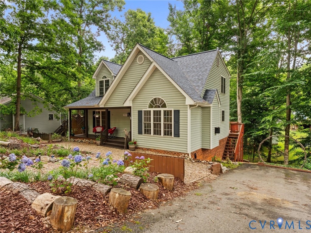 7405 Kentucky Derby Dr
