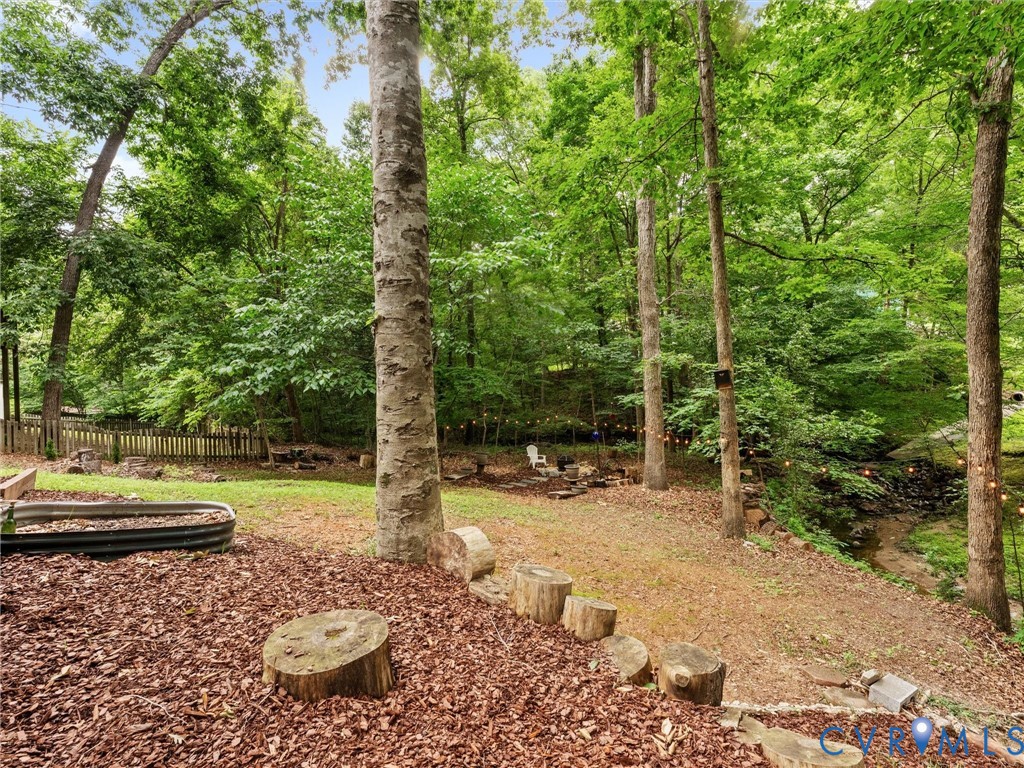 7405 Kentucky Derby Dr