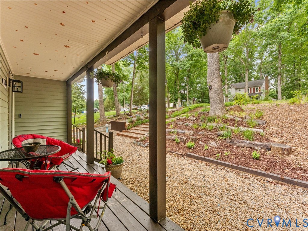 7405 Kentucky Derby Dr