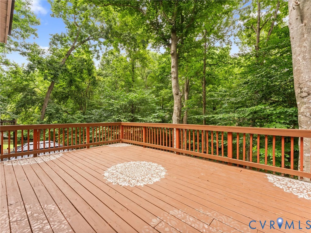 7405 Kentucky Derby Dr