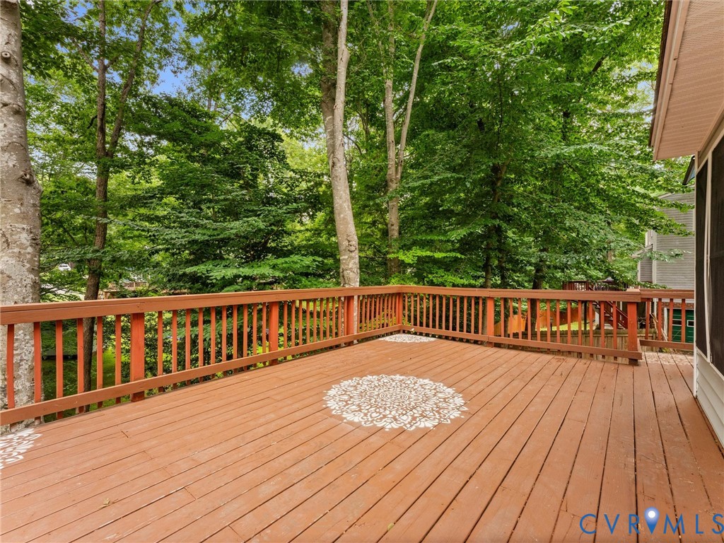 7405 Kentucky Derby Dr