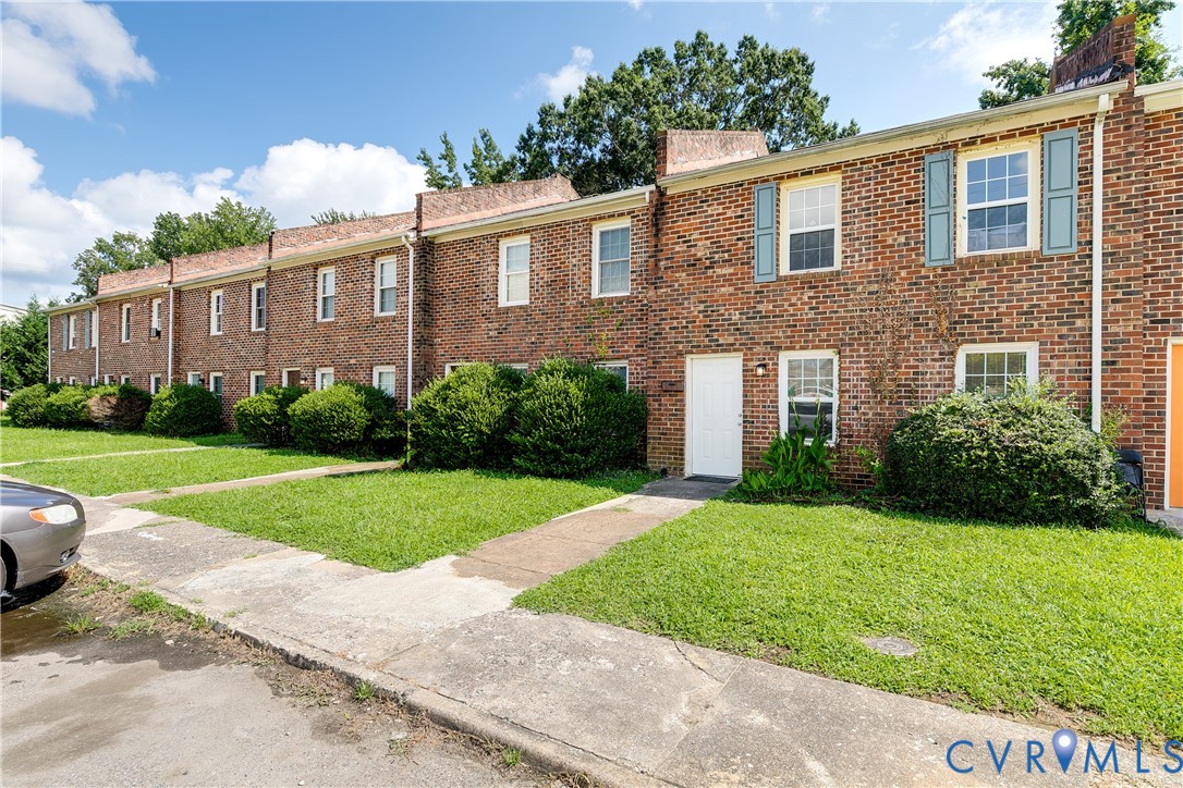 3411 Chalfont Dr