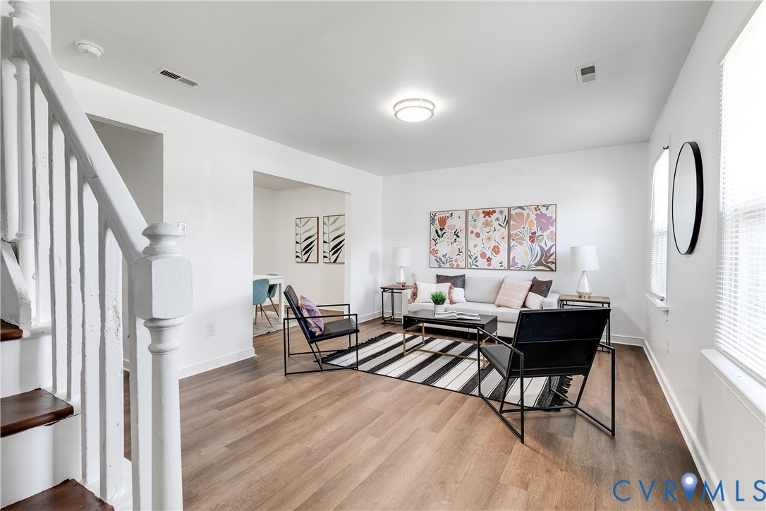 3411 Chalfont Dr