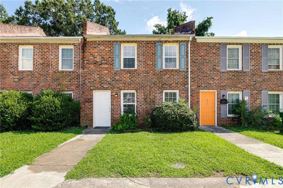 3411 Chalfont Dr