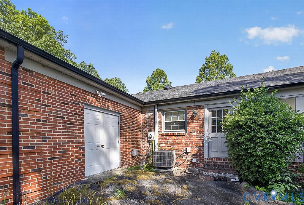 11701 Holly Hill Rd