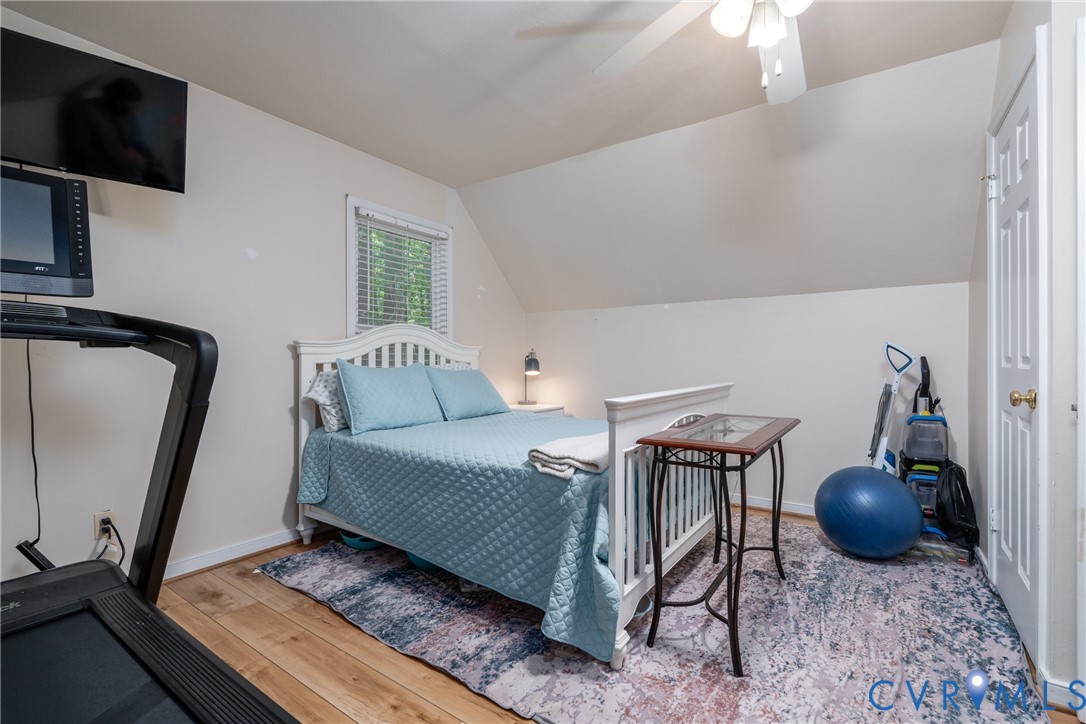 2305 Turtle Hill Ct