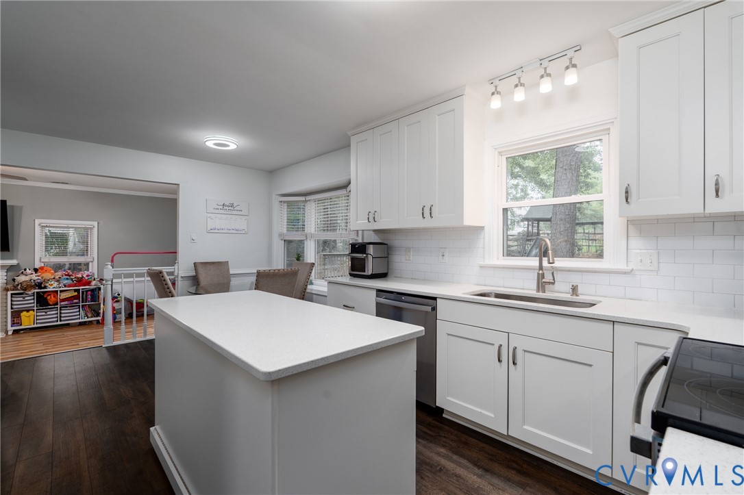 2305 Turtle Hill Ct