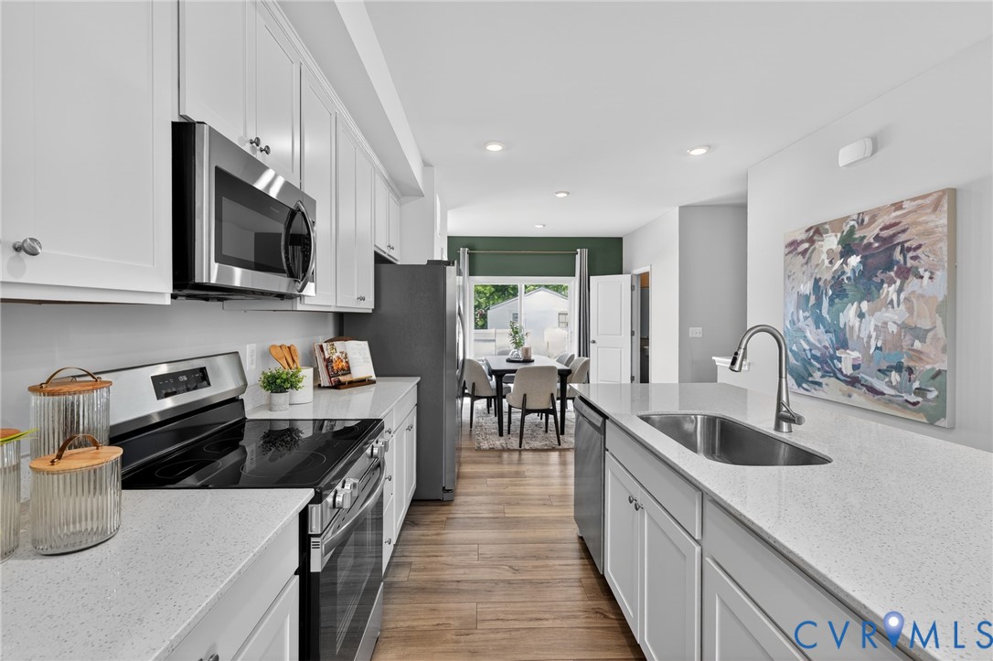 6035 Blue Iris Rd
