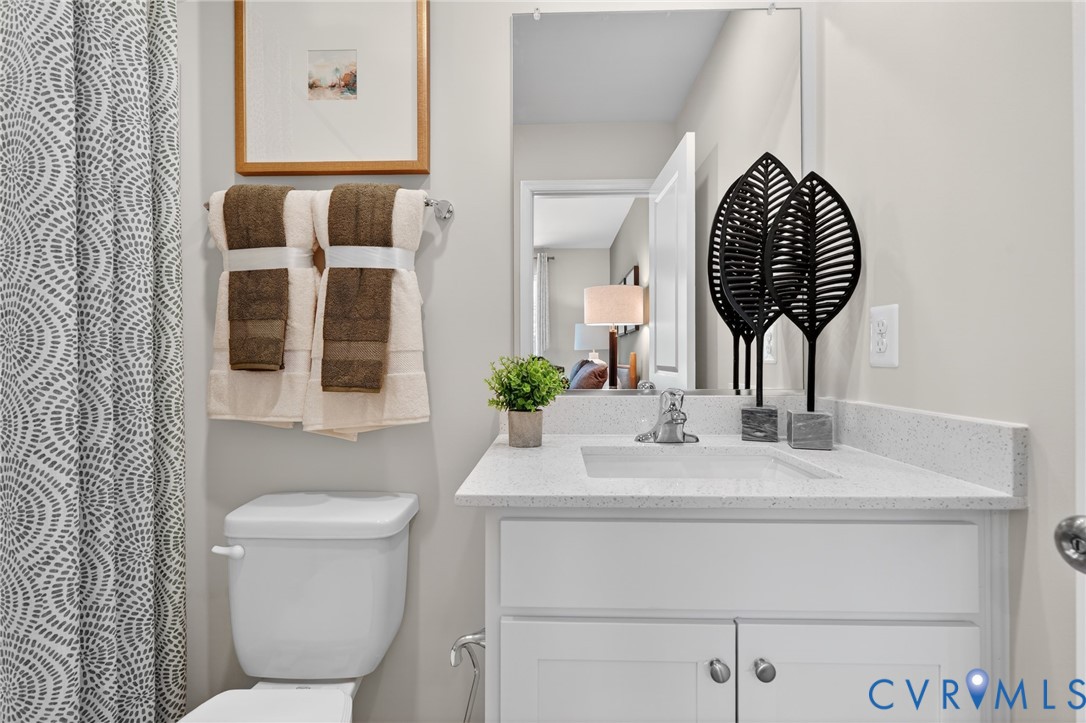 6035 Blue Iris Rd