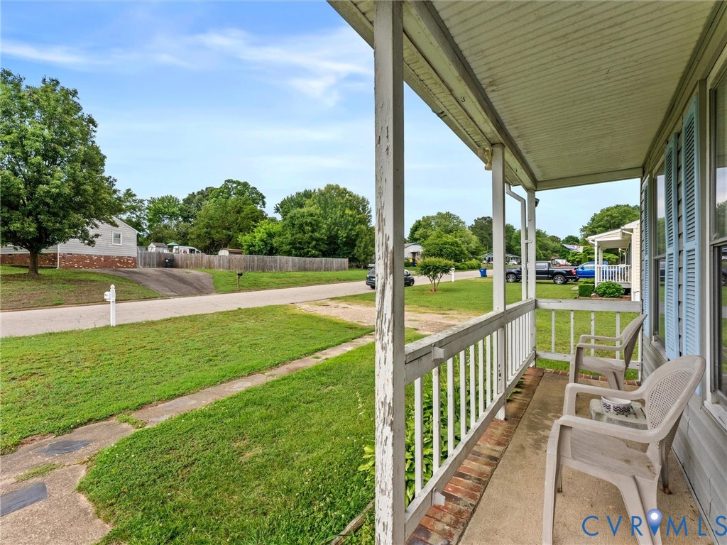 5619 Huntingcreek Dr