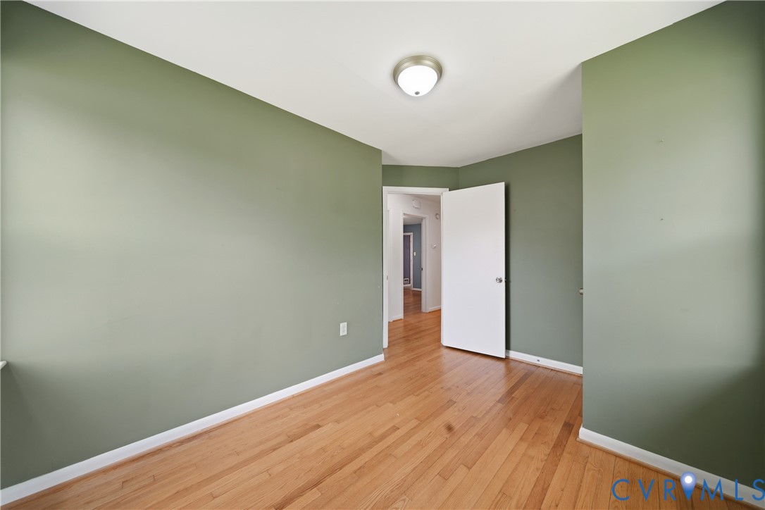 1214 Southbury Ave