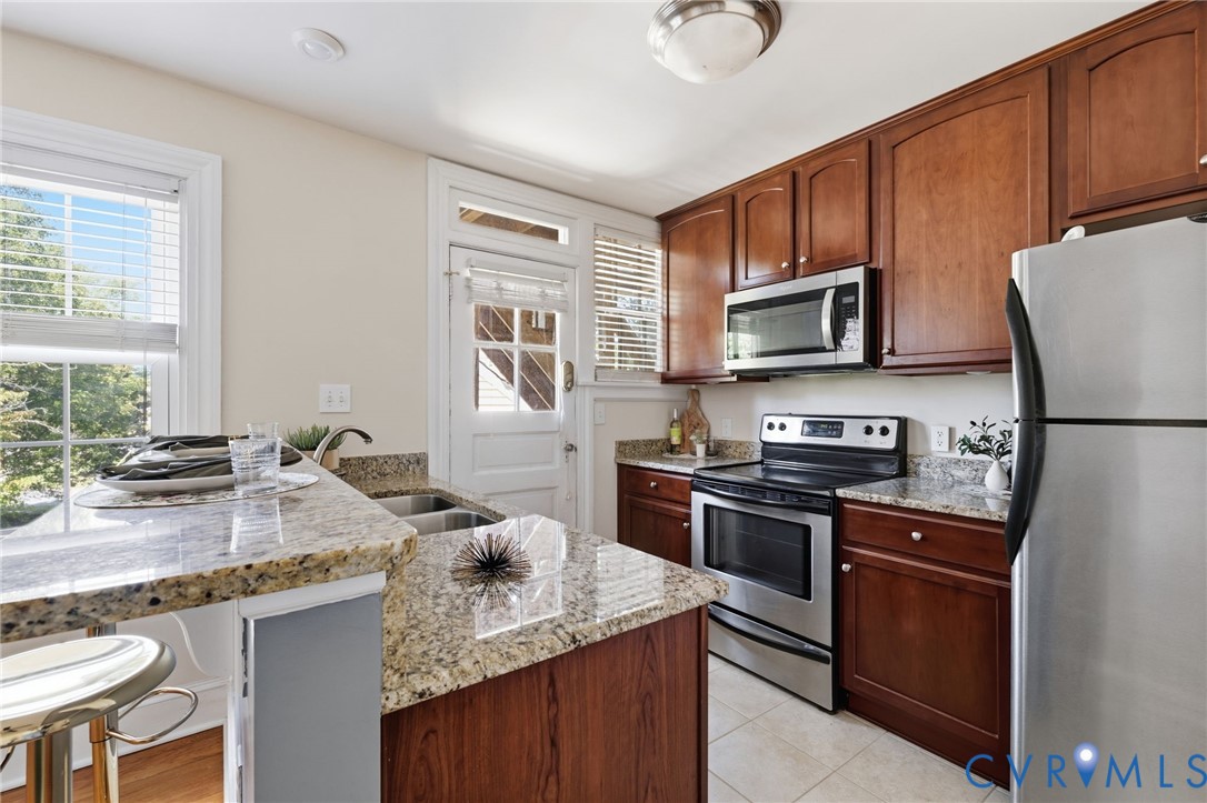 4632 Grove Ave Unit#5