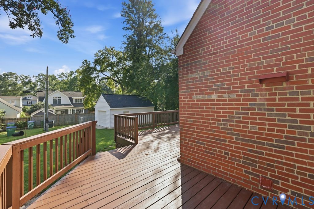 4815 Bromley Ln