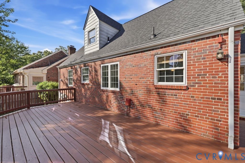 4815 Bromley Ln