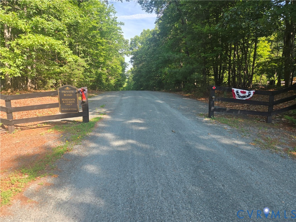 38 Bybee Estates Ln
