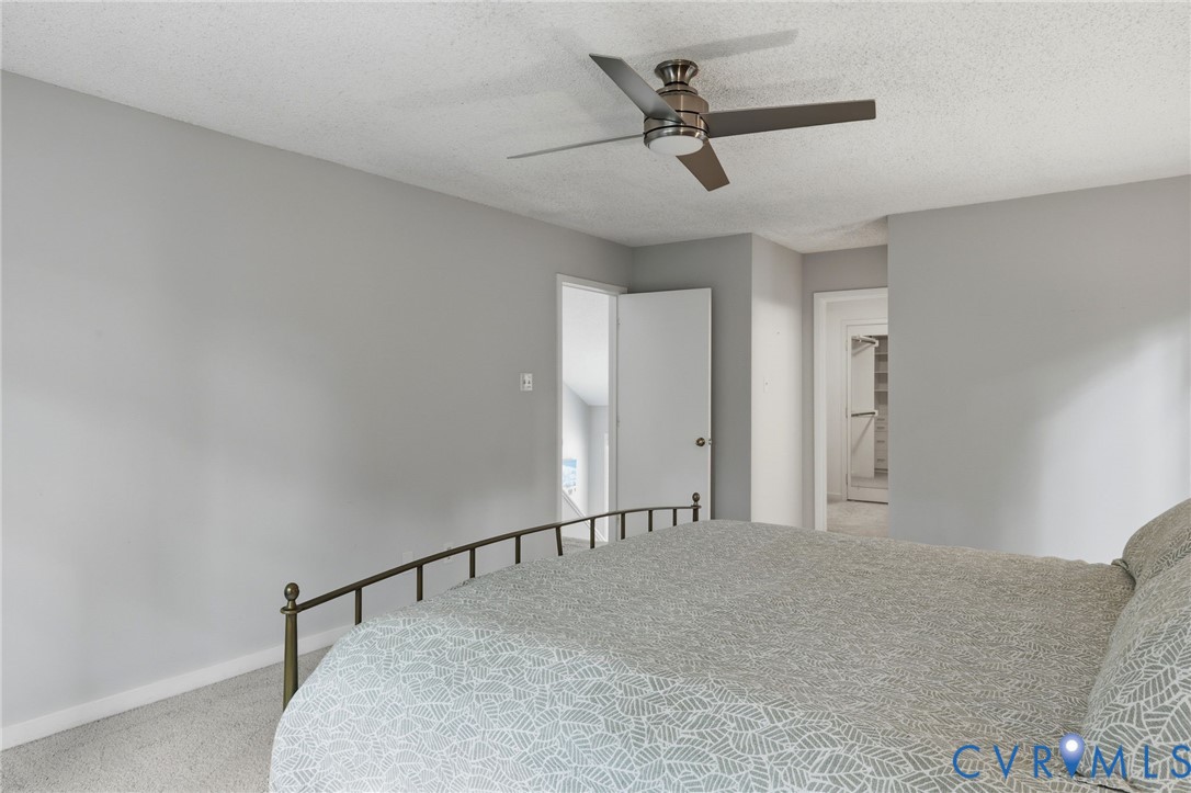 11200 Riverchase Dr