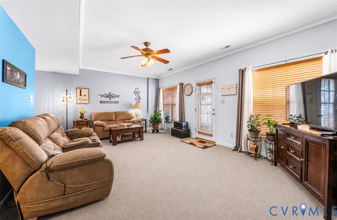 958 Wellston Ct