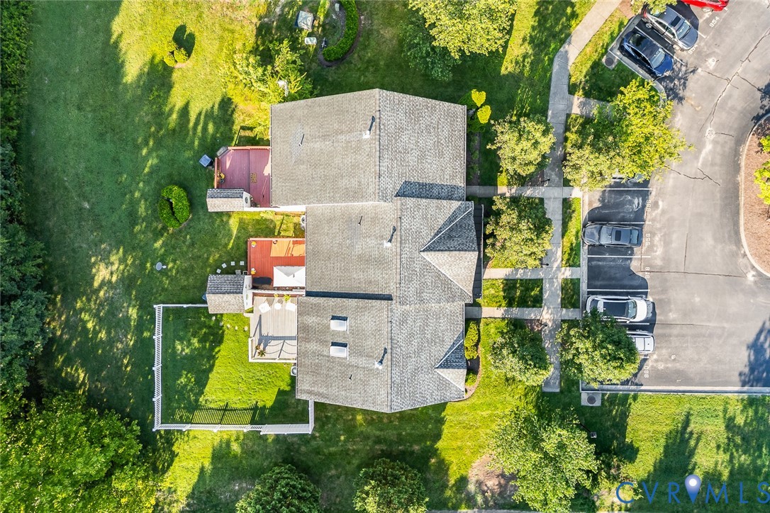 958 Wellston Ct