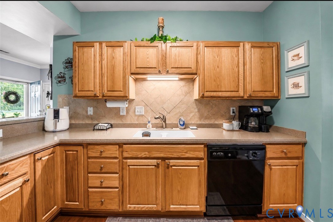 958 Wellston Ct