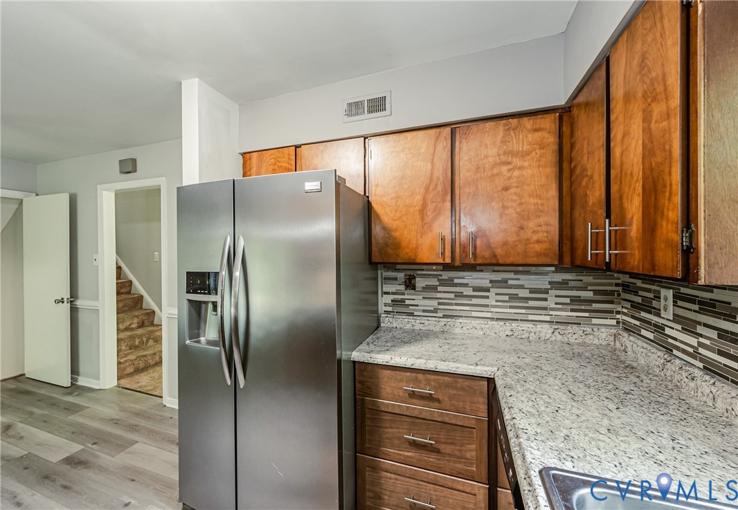 709 Deter Rd